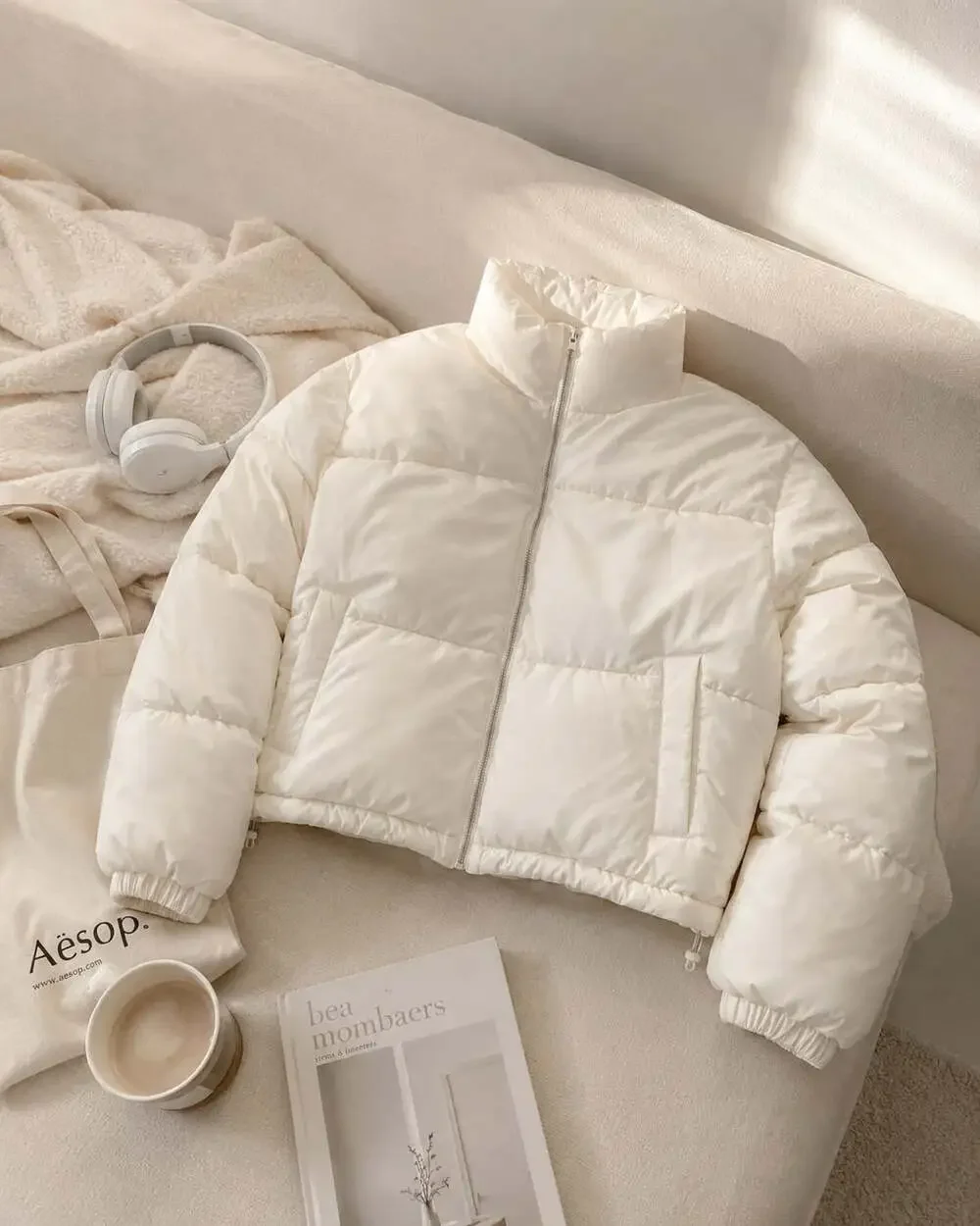 Alter’d State Cream Cropped Puffer Jacket Neutral Cozy Clean Girl M - Picture 2 of 9